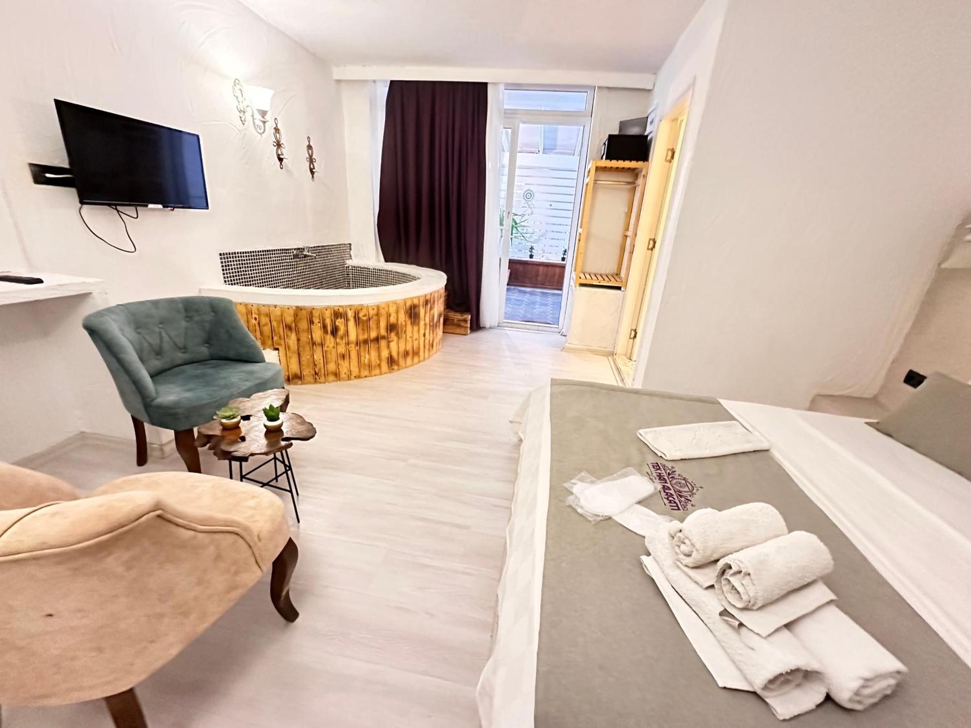 Tek Han Alacati Hotel Kültér fotó